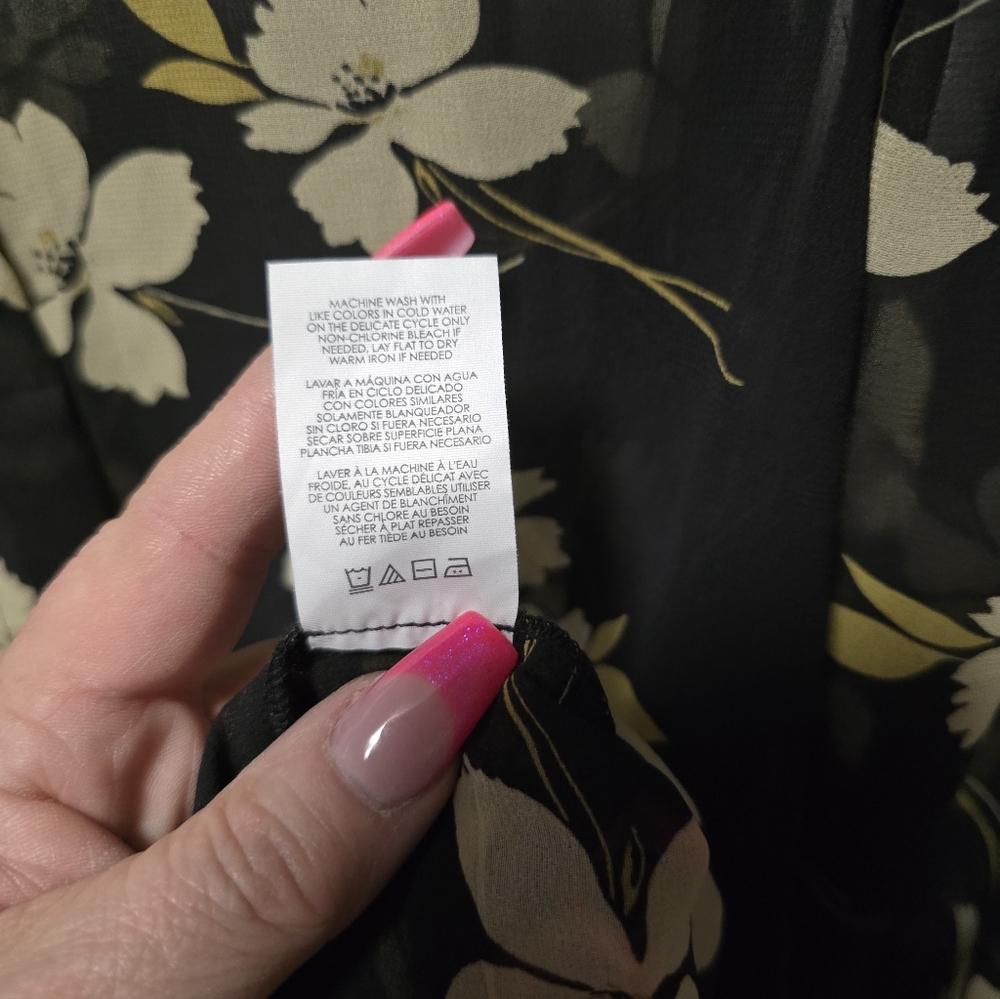 Cabi Blouse - Picture 6 of 6
